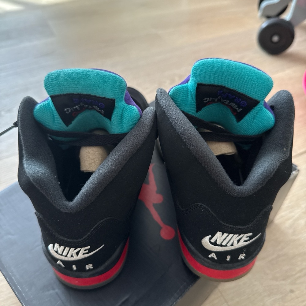 Nike Retro Air Jordan 5 "Top 3" - Picture 4 of 5